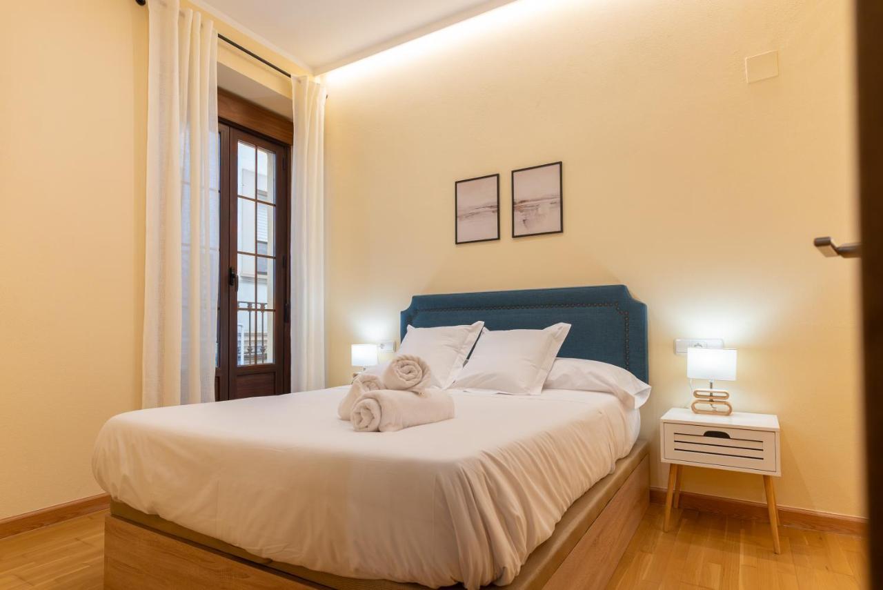 Apartamento Puerta De Cordoba- Exterior Con Balcones Ngoại thất bức ảnh