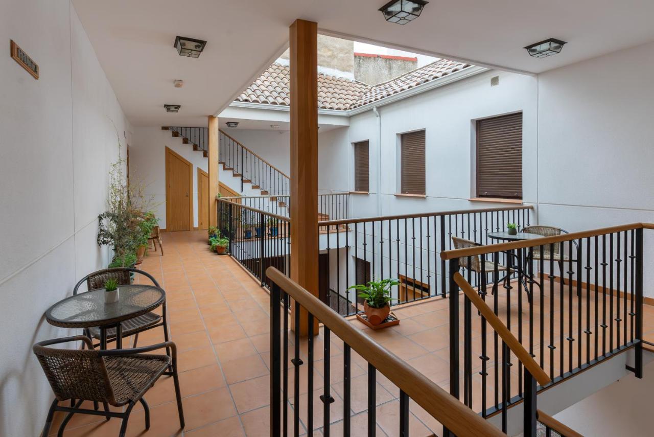 Apartamento Puerta De Cordoba- Exterior Con Balcones Ngoại thất bức ảnh