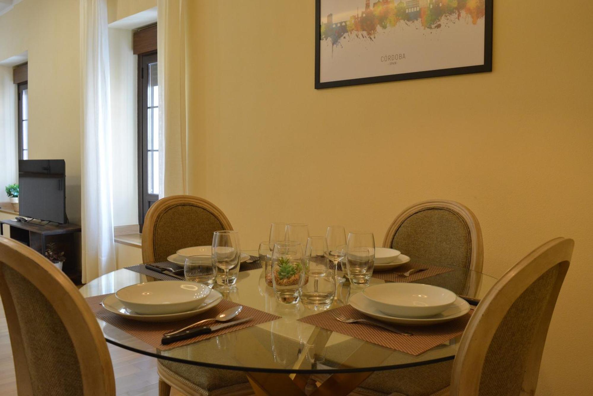 Apartamento Puerta De Cordoba- Exterior Con Balcones Ngoại thất bức ảnh