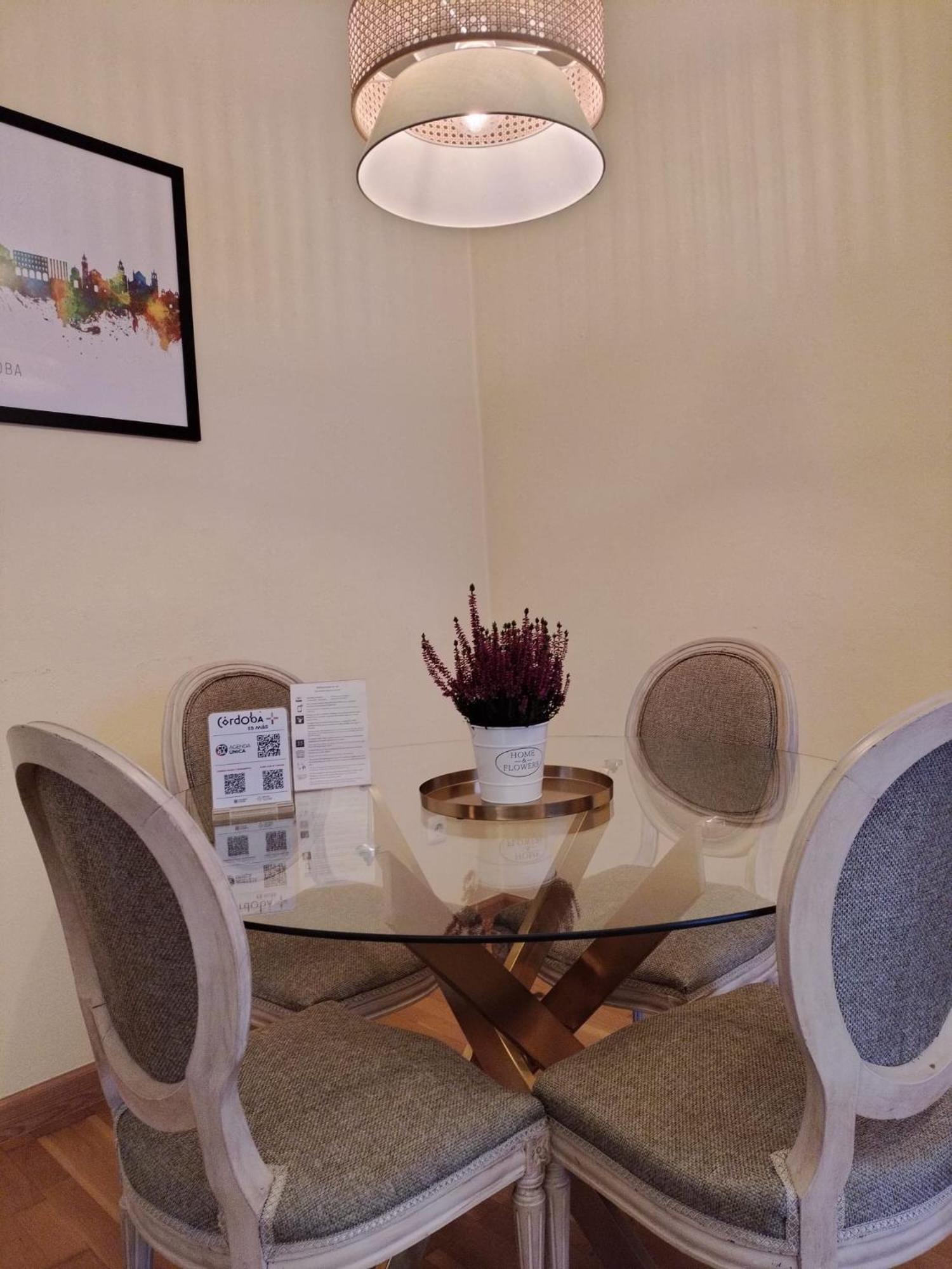 Apartamento Puerta De Cordoba- Exterior Con Balcones Ngoại thất bức ảnh