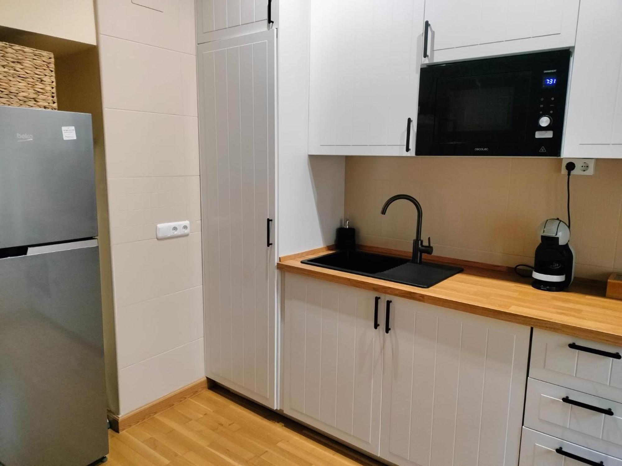 Apartamento Puerta De Cordoba- Exterior Con Balcones Ngoại thất bức ảnh