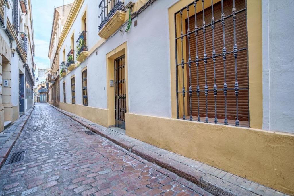 Apartamento Puerta De Cordoba- Exterior Con Balcones Ngoại thất bức ảnh